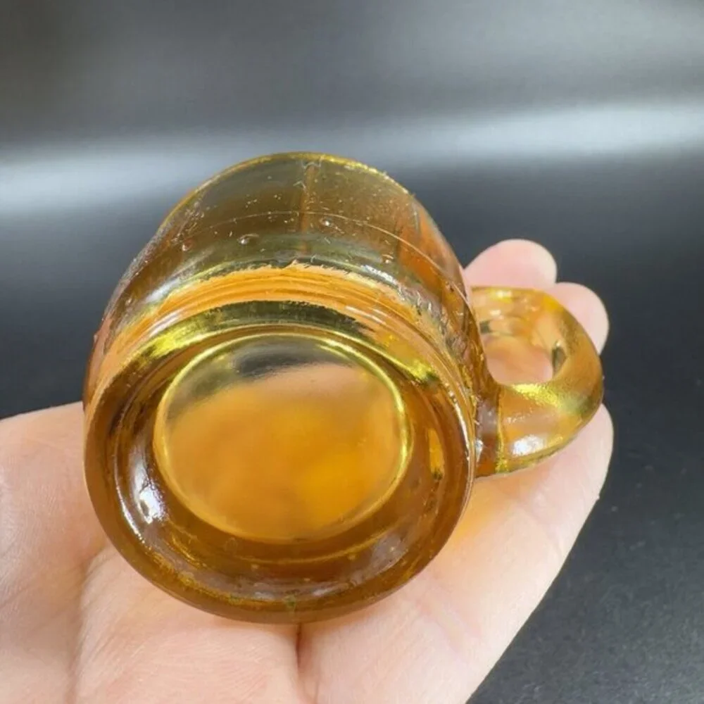 Vintage Amber Glass Barrel Shot Glass Single‎ Toothpick Holder Glassware Decor